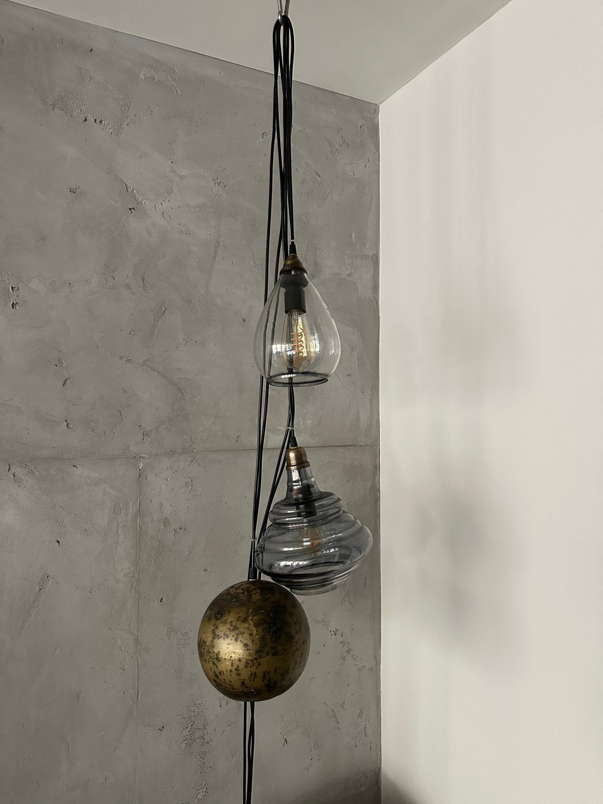 Set van 3 hanglampen: glas, smoke glas en goudkleurig, Ophalen, Gebruikt, Glas, E27 (groot)