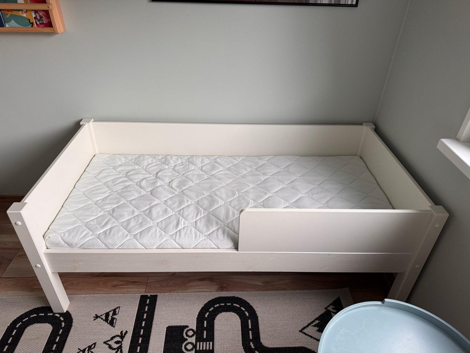 Kinderbed Peuterbed 70x150 met matras van Wehkamp Charlie, Huis en Inrichting, Slaapkamer | Bedden, Ophalen, Wit, 190 cm of minder