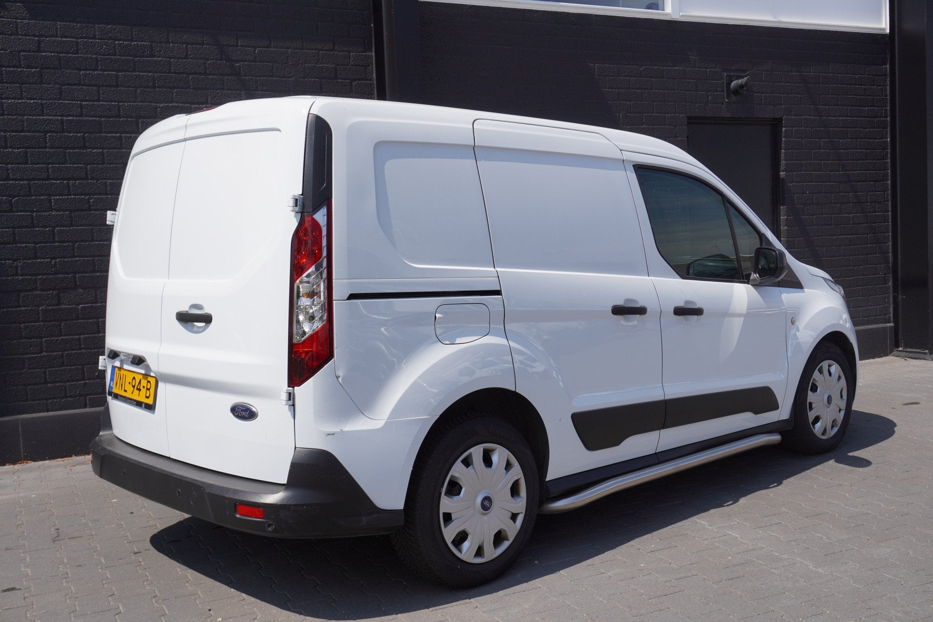 Ford Transit Connect 1.5 EcoBlue EURO 6 - Airco - Cruise - P, Voorwielaandrijving, Dealer onderhouden, Gebruikt, 4 cilinders