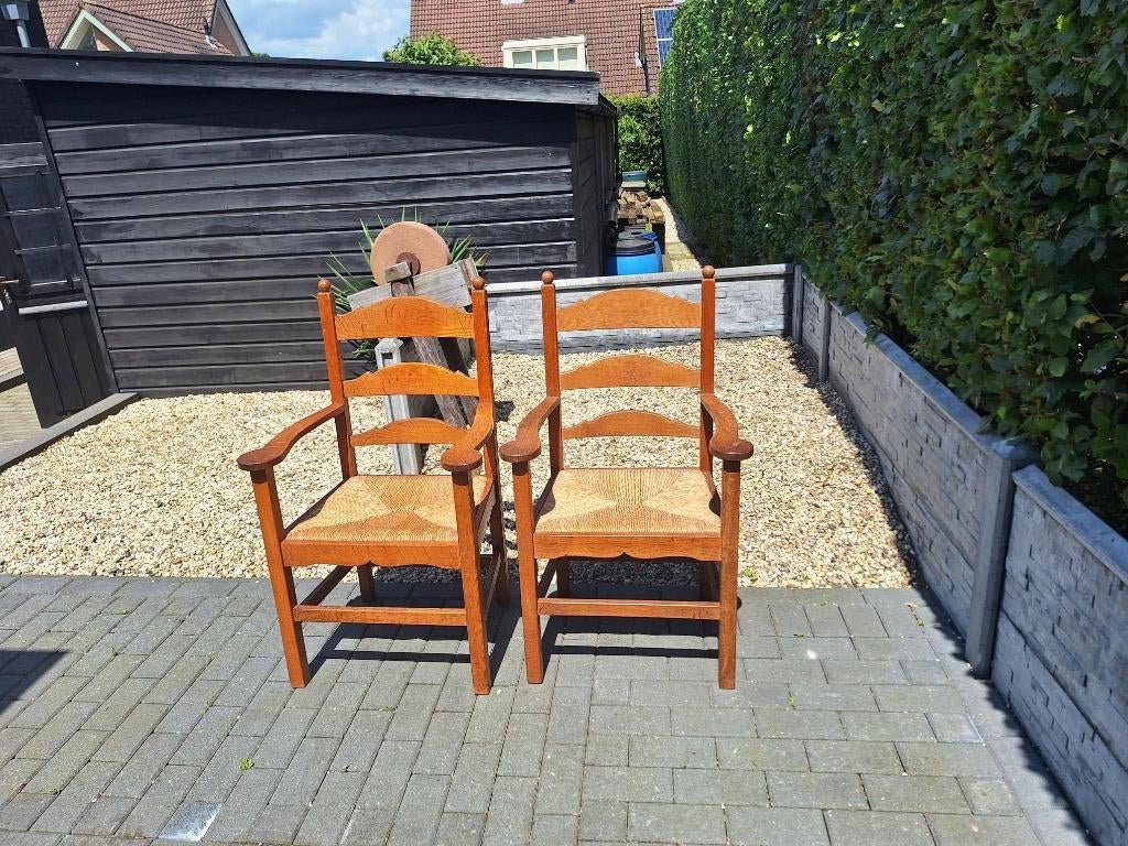 2 eiken stoelen met rieten zitting, Ophalen, Gebruikt, Twee, Bruin