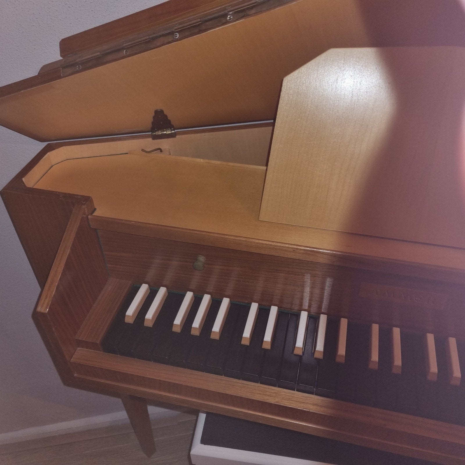 Spinet te koop, merk Ammer, Ophalen