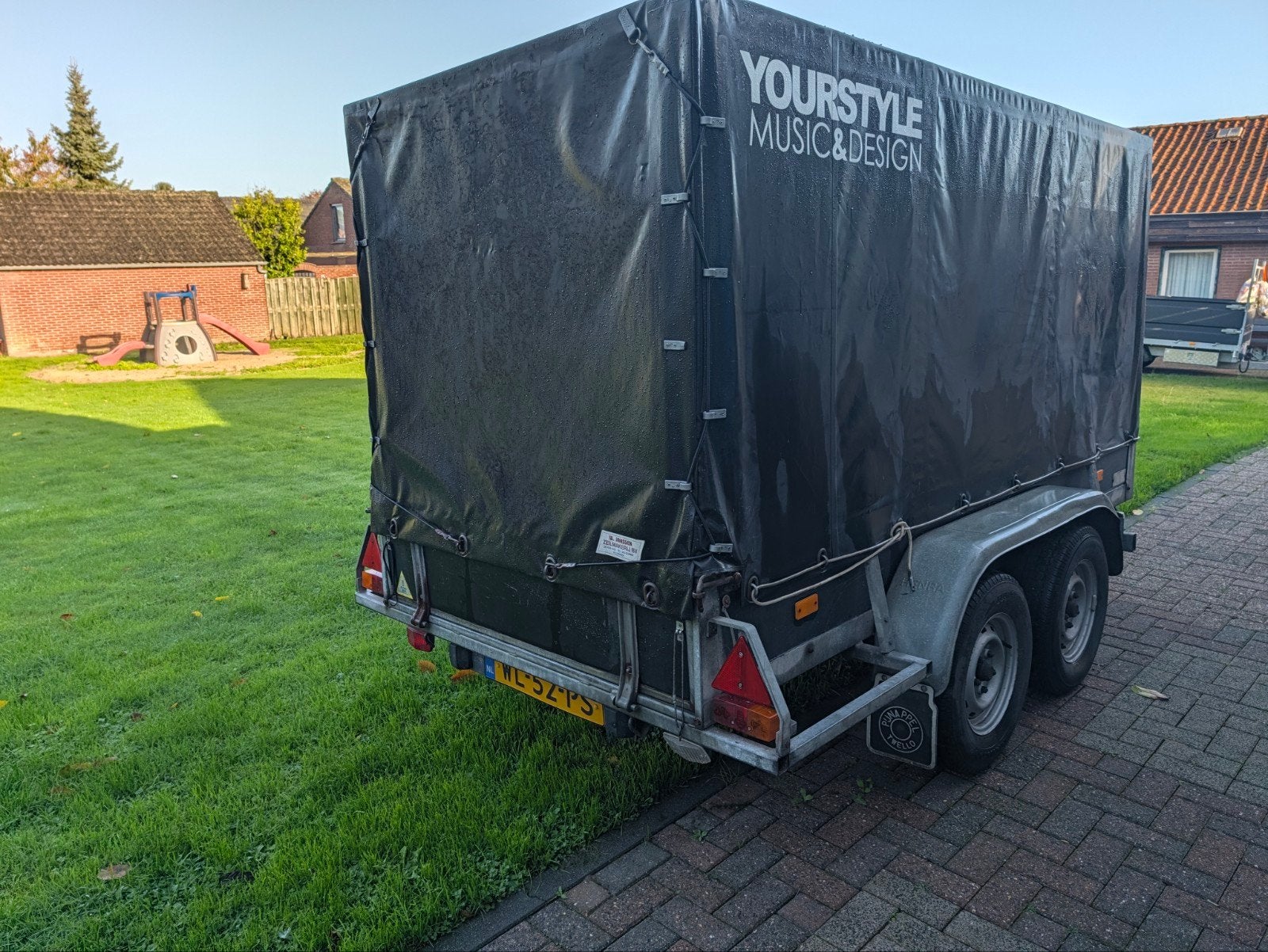 Robuuste aanhangwagen met huif - Ideaal voor transport, Ophalen of Verzenden, Gebruikt