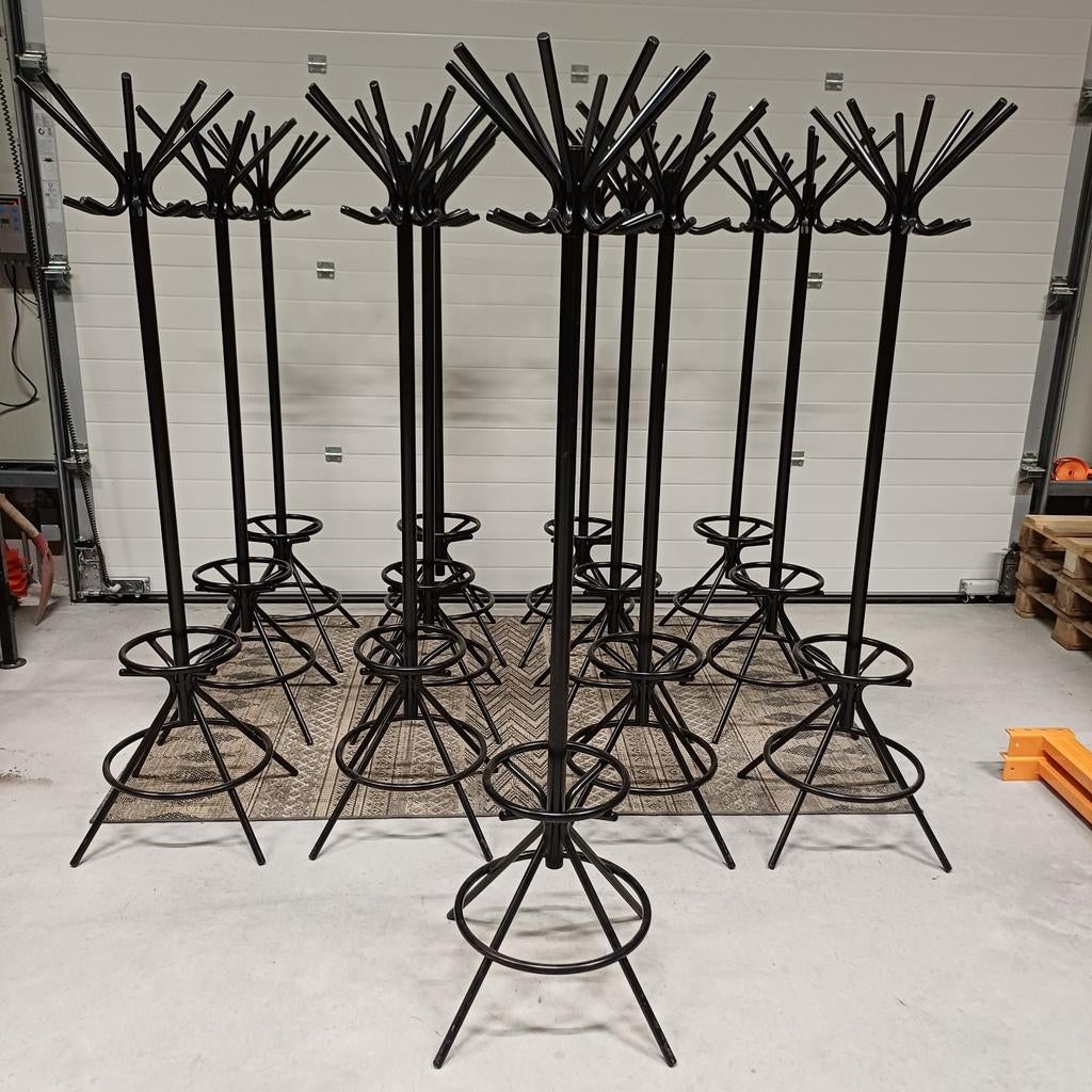 Partij 13 x degelijke ijzeren kapstokken. Thonet style., Gebruikt, Minder dan 100 cm, Hout, Ophalen