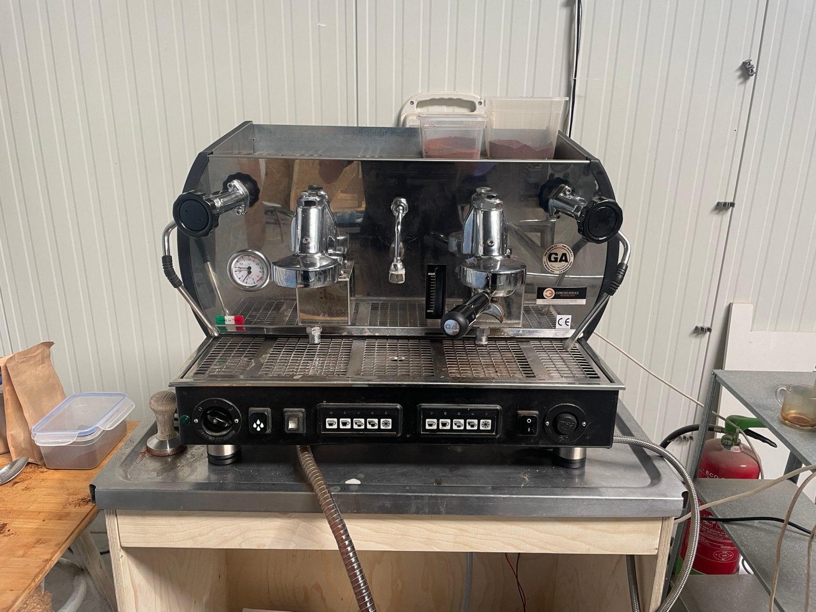 La nuova era espressomachine, 2 groups, Ophalen, Zo goed als nieuw, Espresso apparaat, Stoompijpje