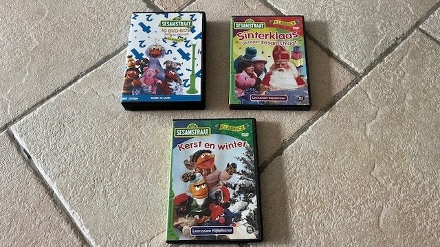Dvd Sesamstraat 10 DVD box, Kerst en Winter en Sinterklaaa, Alle leeftijden, Ophalen of Verzenden, Gebruikt
