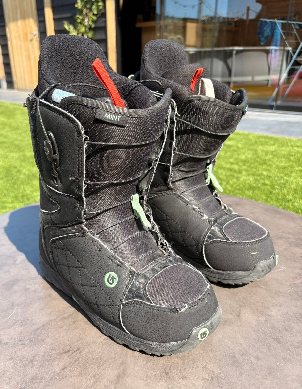 Burton Mint snowboardschoenen in maat 38., Sport en Fitness, Snowboarden, Ophalen, Gebruikt, Schoenen