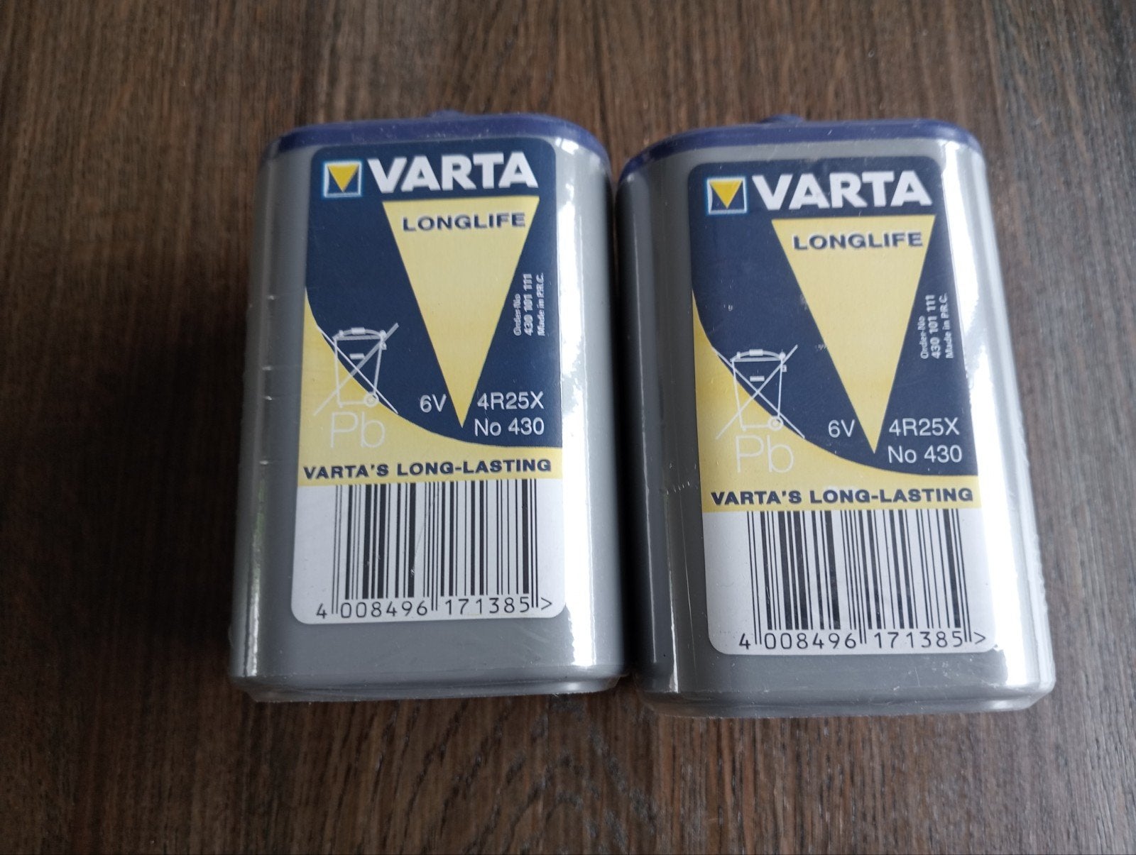2 stuksVarta Longlife 6V batterij, Ophalen of Verzenden