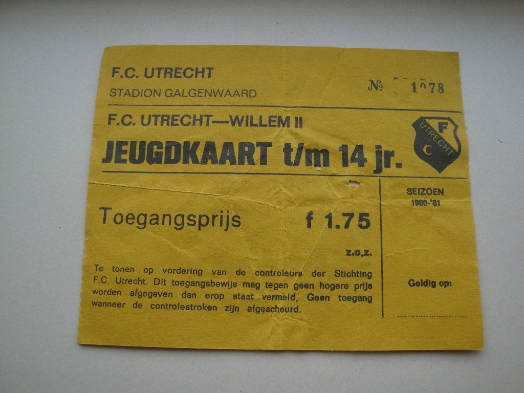 F.C. Utrecht - Willem ll voetbalkaartje seizoen 1980/1981 37, Verzenden, Gebruikt, Willem II, Overige typen
