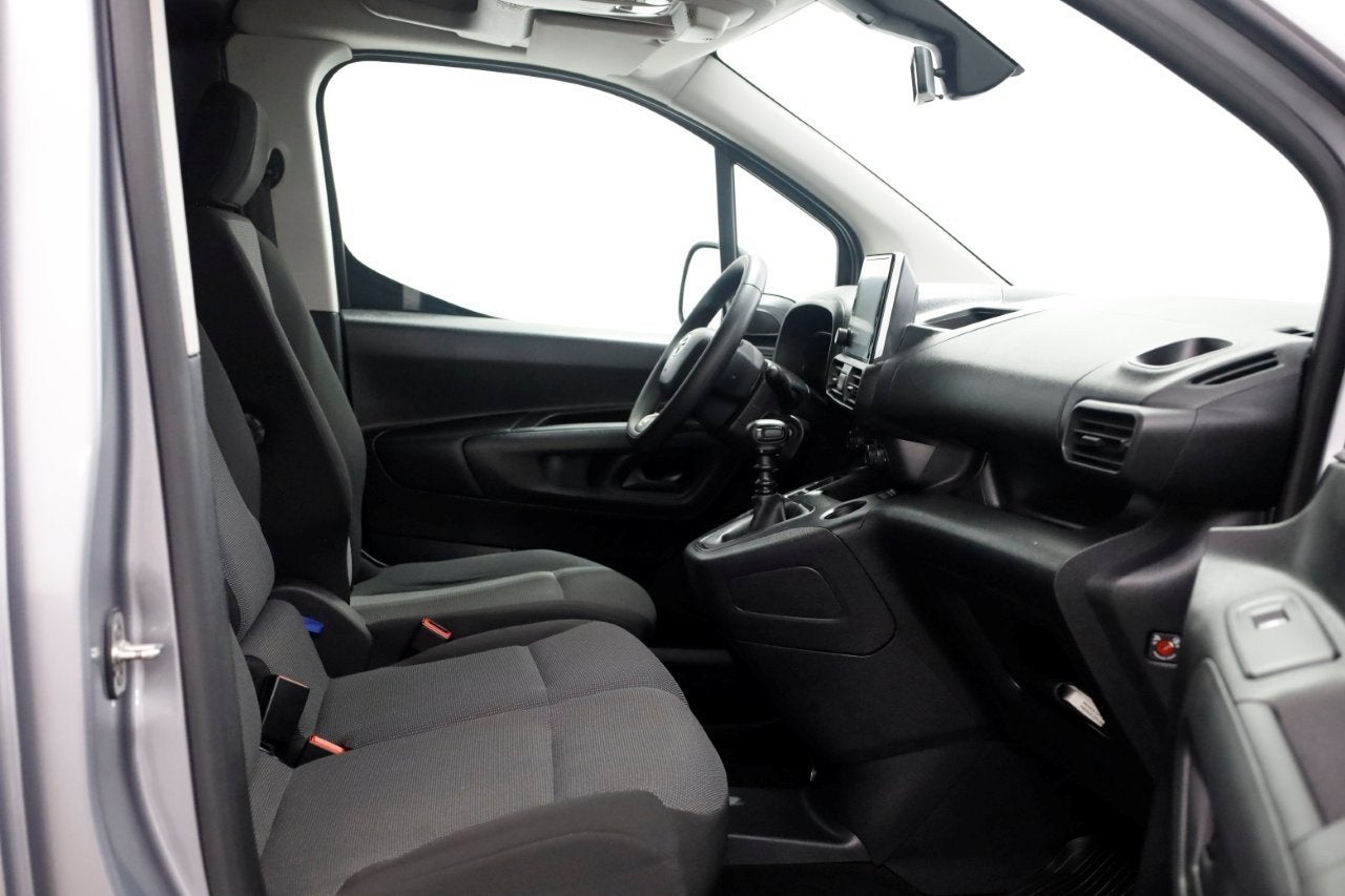 Toyota PROACE CITY 1.2 Turbo 110pk Comfort Benzine Airco/Nav, Voorwielaandrijving, Dealer onderhouden, 15 km/l, Euro 6