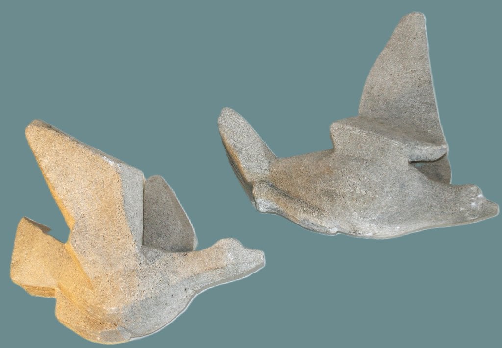 Art Deco beton reliëfs vliegende vogels, bieden vanaf €80, Tuin en Terras, Ophalen, Gebruikt, Beton, Dierenbeeld