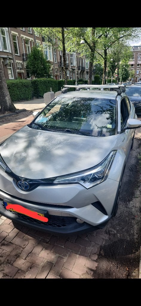 Toyota C-HR 1.8 Hybrid 122pk CVT 2019 Grijs, 725 kg, 4 cilinders, 122 pk, Origineel Nederlands