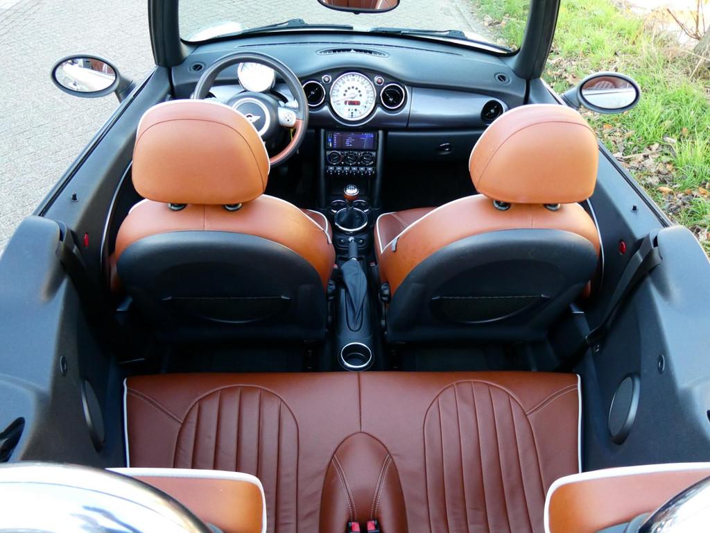 Mini Mini Cabrio 1.6 One 90pk Airco Cruise Leder Keurig met, Auto's, Mini, Gebruikt, 4 cilinders, 4 stoelen, Handgeschakeld