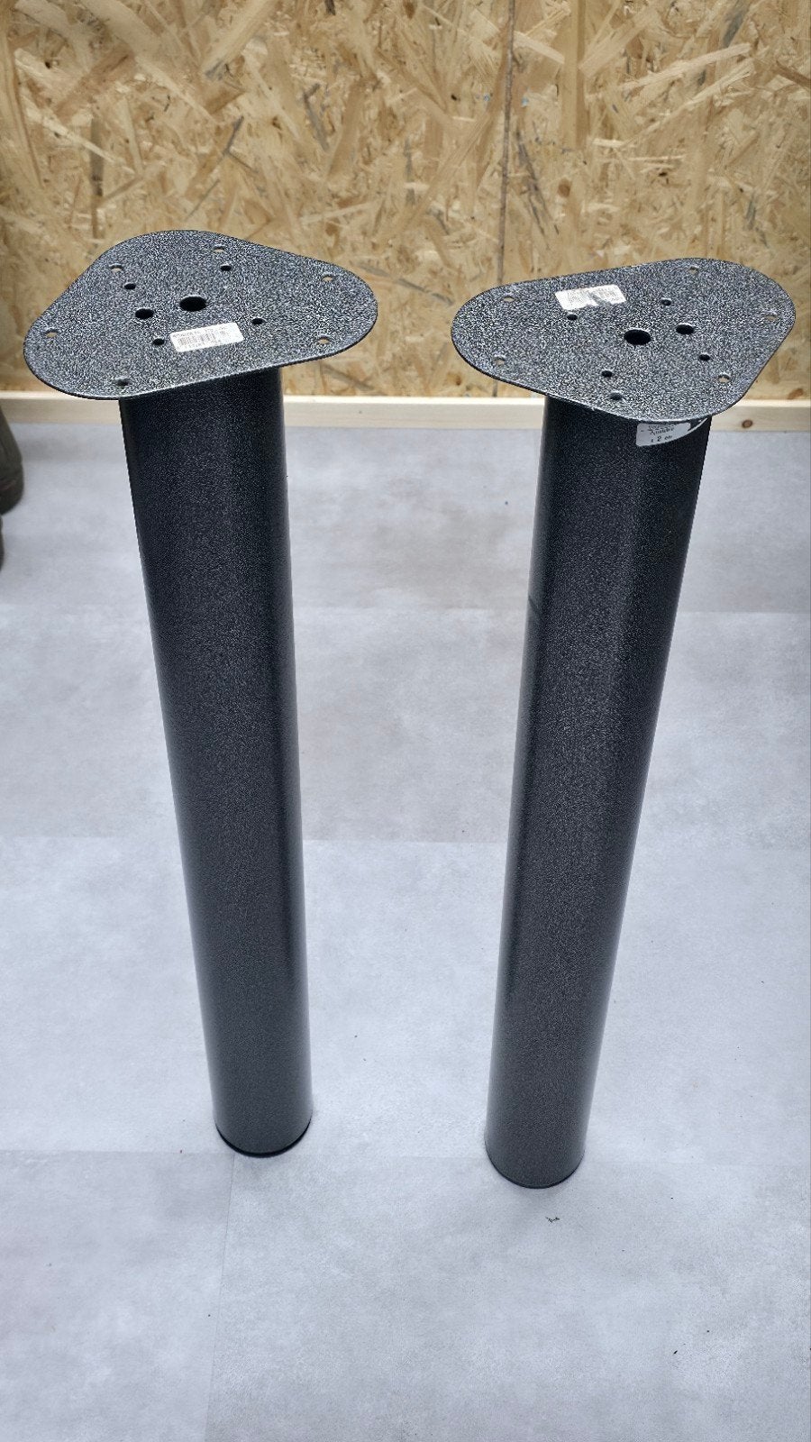 2x metalen tafelpoten, Ophalen