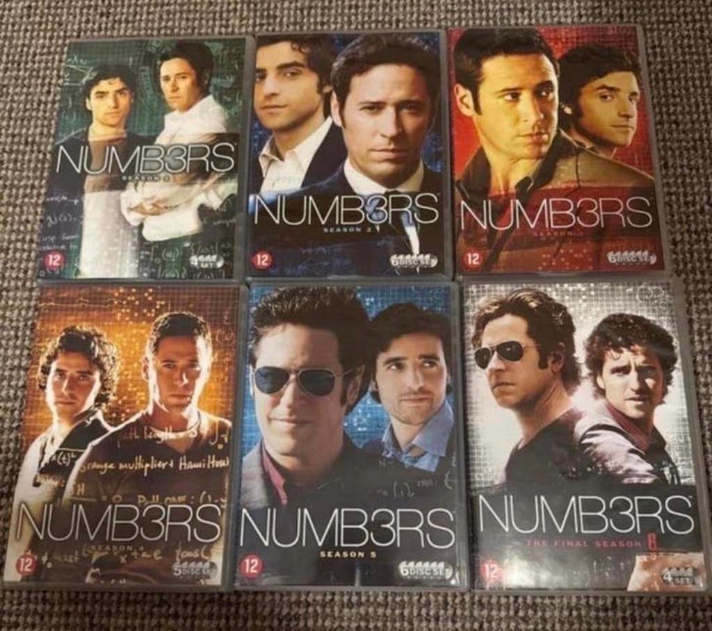 Numb3rs DVD Boxset - Seizoen 1 t/m 6 (Complete Serie), NLO, Boxset, Drama, Ophalen of Verzenden, Zo goed als nieuw