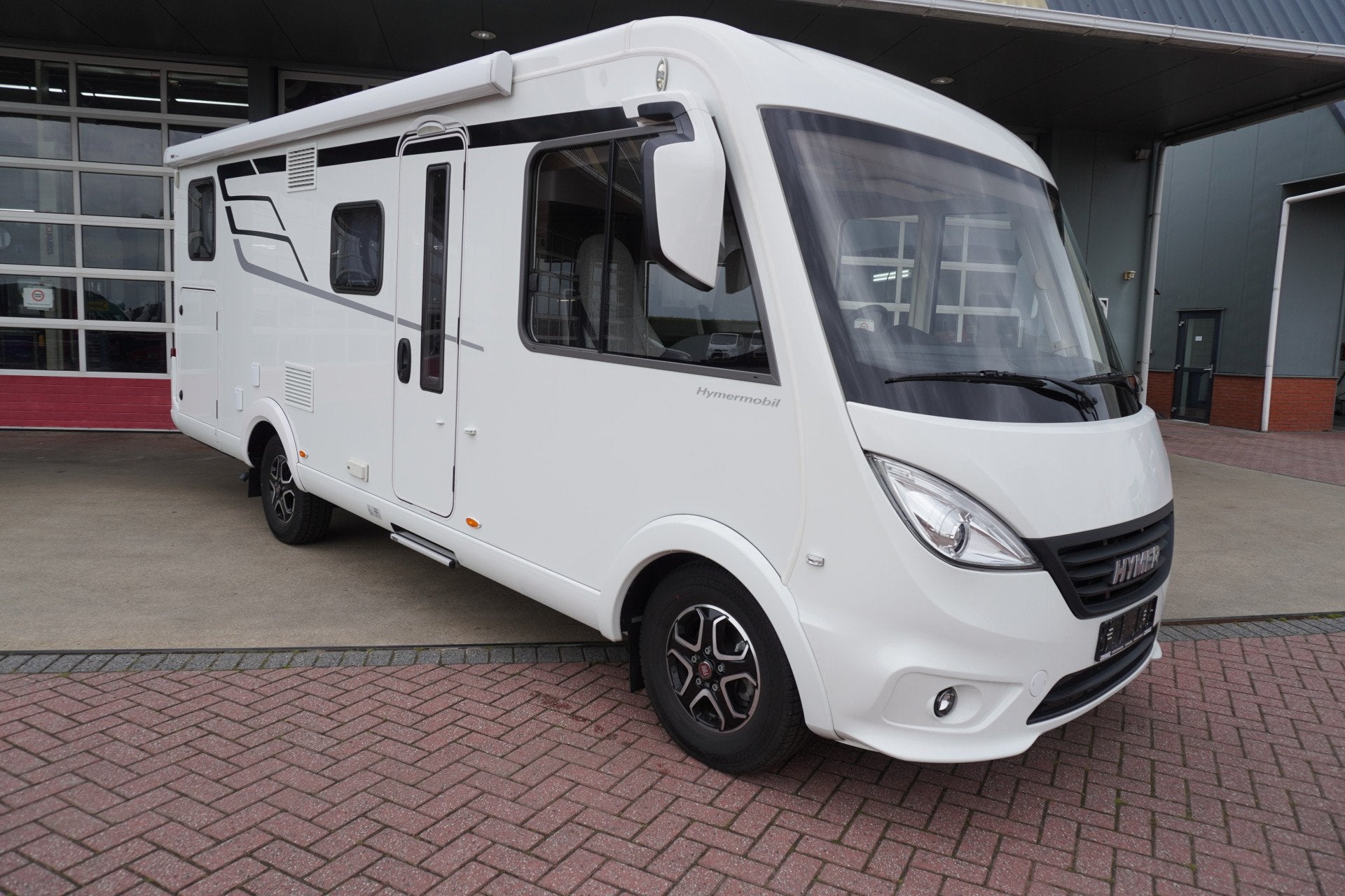 Caravans And Camping Hymer