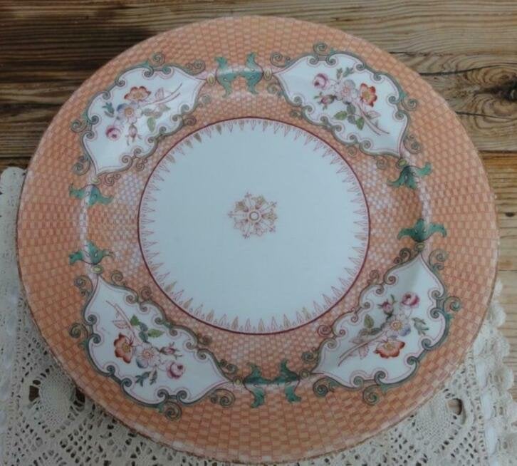 Groot brocante zalm kleurig / zalm roze bord met bloemetjes, Antiek en Kunst, Ophalen of Verzenden