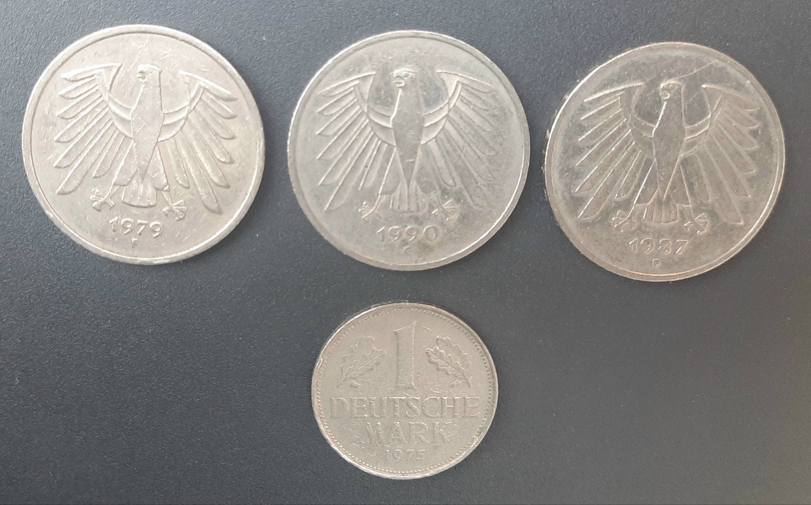 3x 5 Mark munten (1979-1987-1990) + 1 Mark munt (1975), Postzegels en Munten, Munten | Europa | Niet-Euromunten, Ophalen of Verzenden