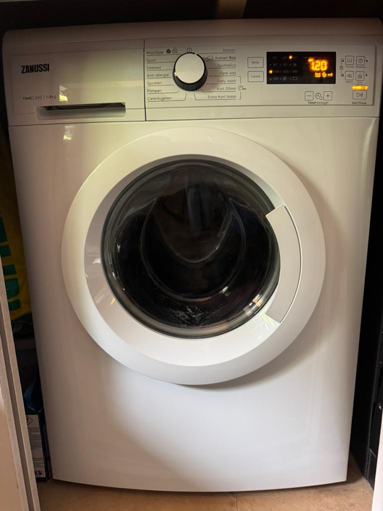 Zanussi 8kg Wasmachine - 1400 toeren - Ideaal voor klein hui, Witgoed en Apparatuur, Wasmachines, Ophalen, 1200 tot 1600 toeren
