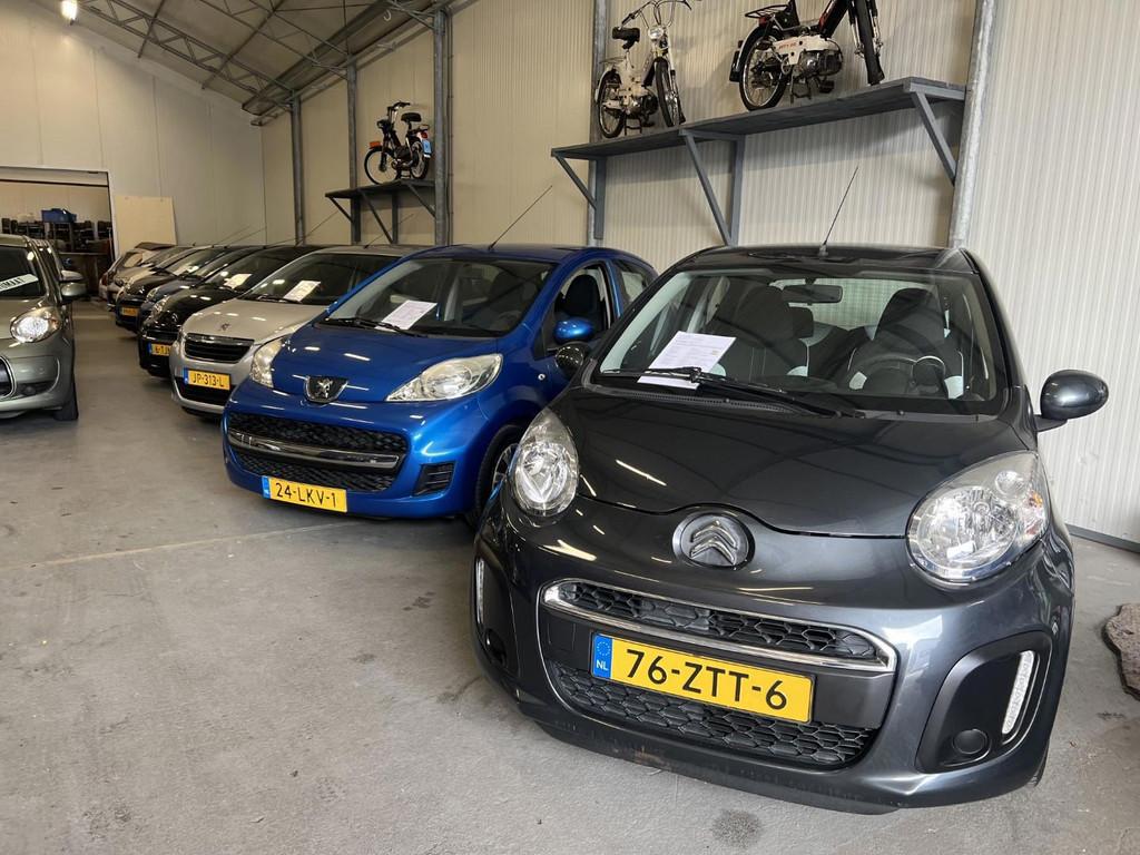 Citroen C1 / Peugeot 107 / Toyota Aygo | Altijd minimaal 20, Voorwielaandrijving, Gebruikt, Zwart, Elektrische ramen
