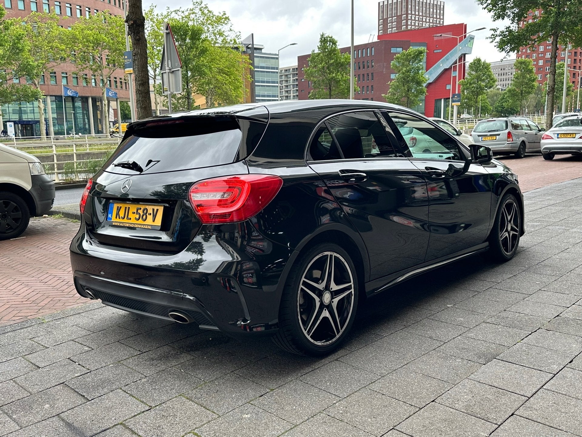 Mercedes-Benz A-klasse 250 Amg Automaat Leer Clima Xenon/Led, Auto's, 1345 kg, Gebruikt, Euro 6, 4 cilinders