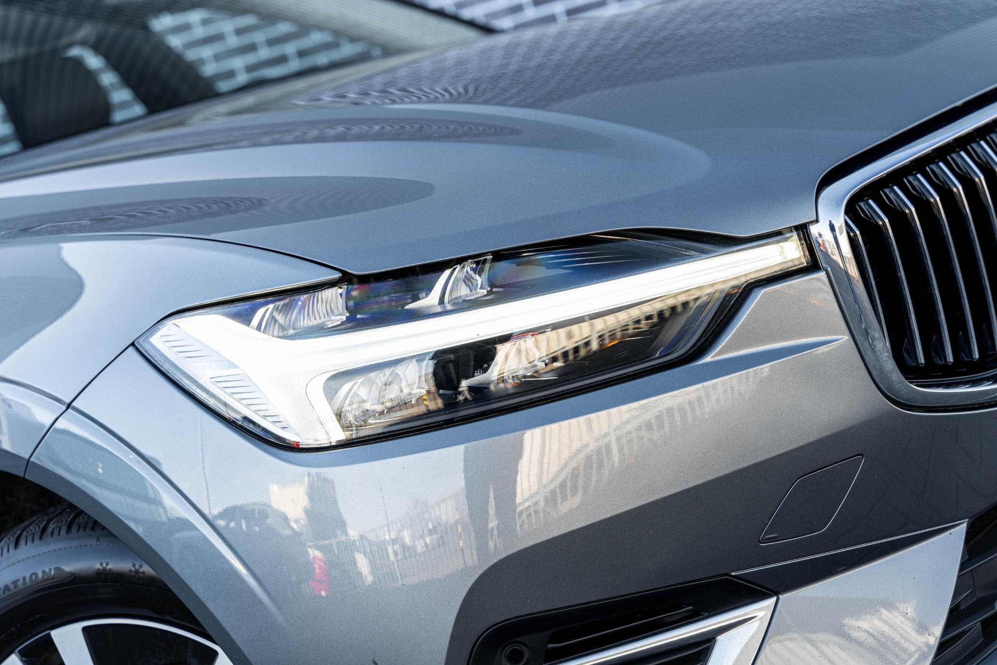 Volvo XC60 Plug-in Hybrid T6 AWD Business Pro | Trekhaak | P, Auto's, Gebruikt, Euro 6, 138 €/maand, 340 pk