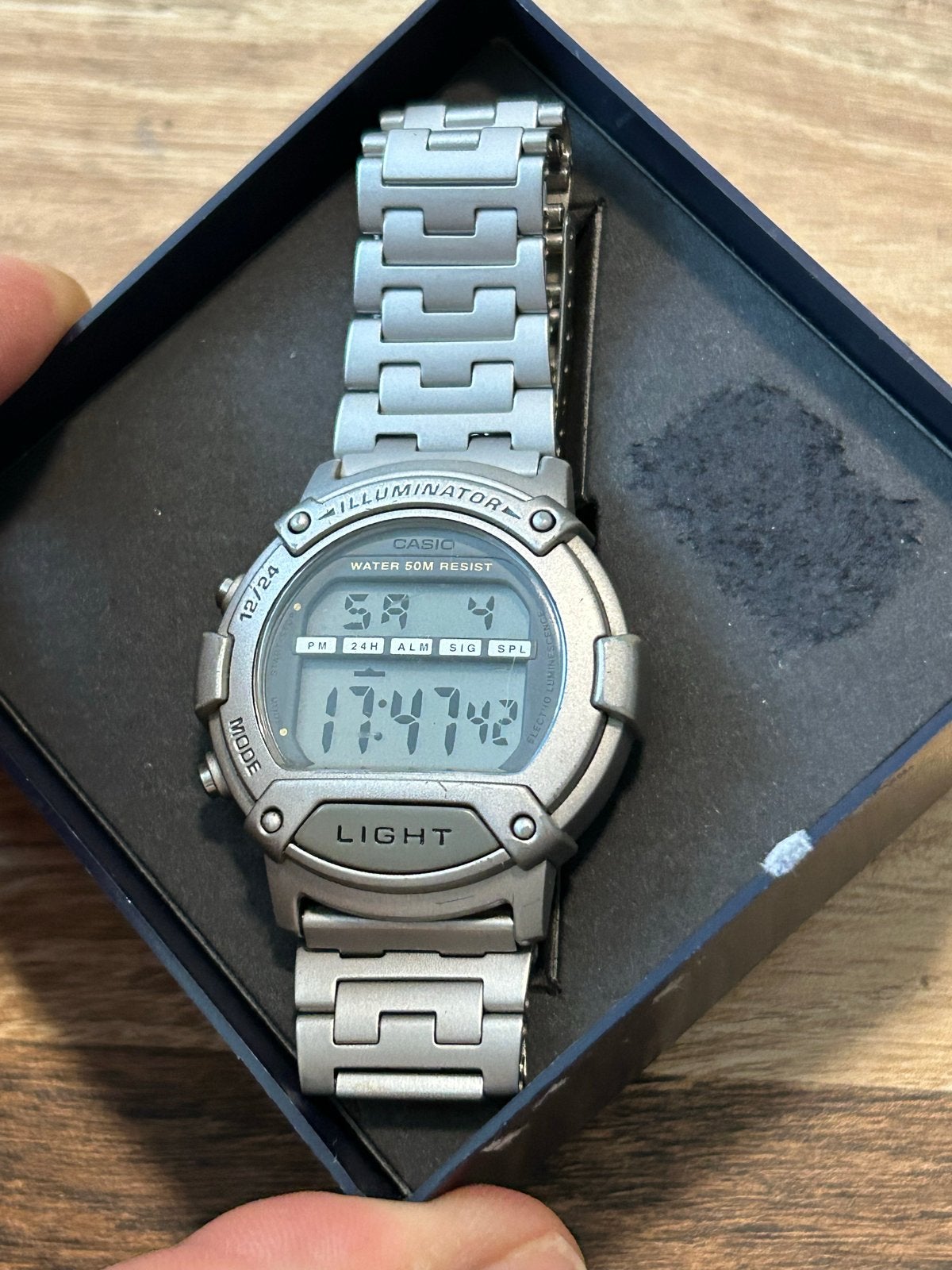 Casio W-92H Illuminator digitaal horloge - Zo goed als nieuw, Casio, Staal, Polshorloge, Ophalen of Verzenden