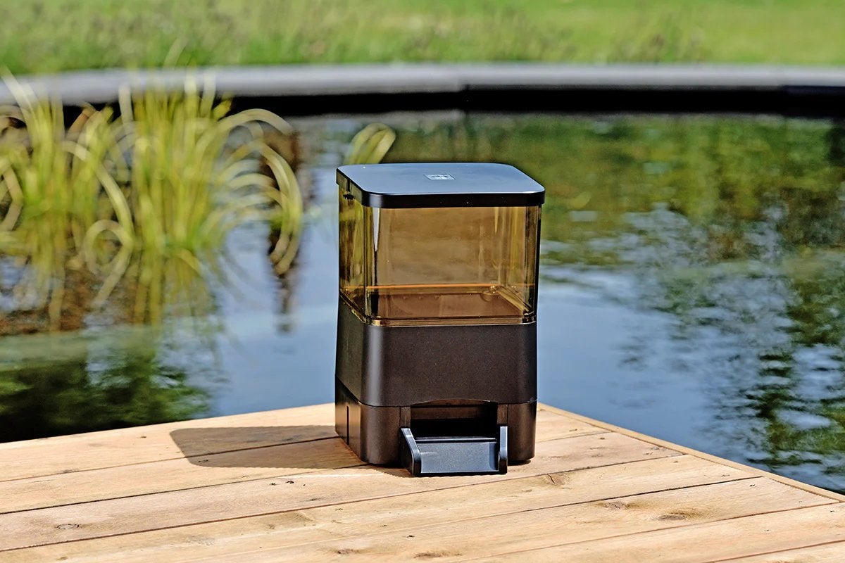 Koi voerautomaat automatisch, Ophalen of Verzenden, Inclusief deksel, Zo goed als nieuw, Overige typen