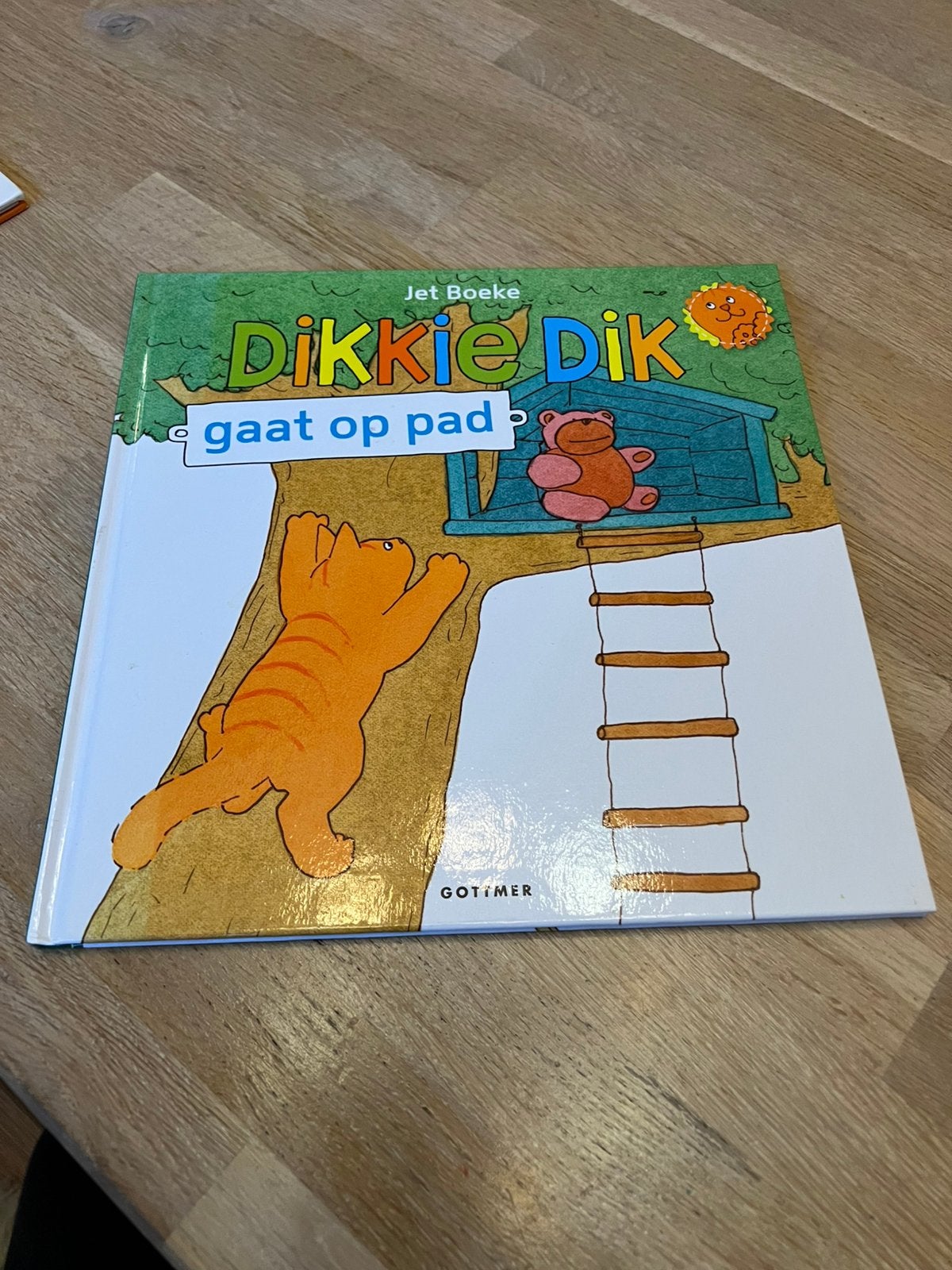 Dikkie Dik gaat op pad - Leuk Voorleesboek, Boeken, Ophalen of Verzenden, Zo goed als nieuw, Fictie algemeen, Voorleesboek