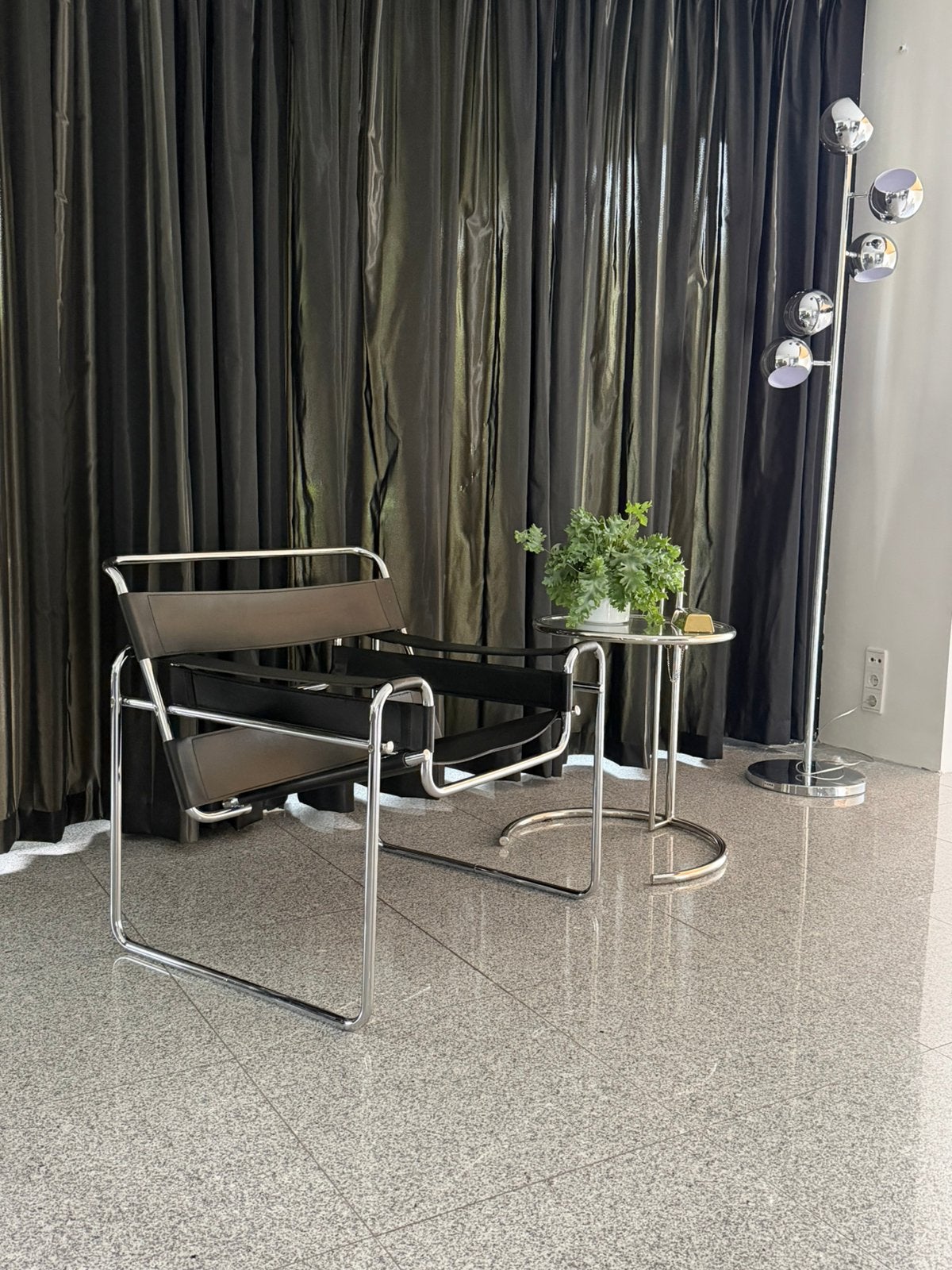 Wassily Chair Door Marcel Breuer. Model B3, Ophalen, Zwart, Zo goed als nieuw, Eén