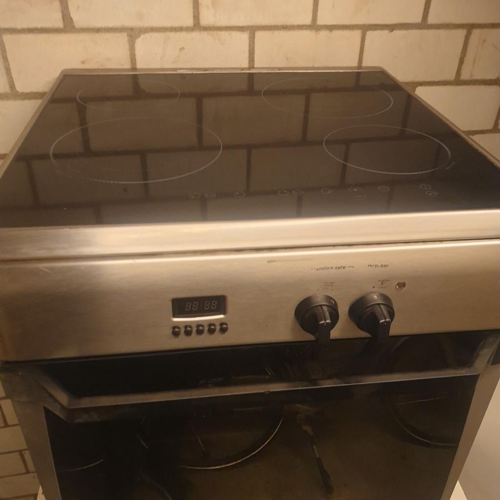 RVS INDUCTIE FORNUIS MET OVEN, Zo goed als nieuw, Inductie, Vrijstaand, 85 tot 90 cm