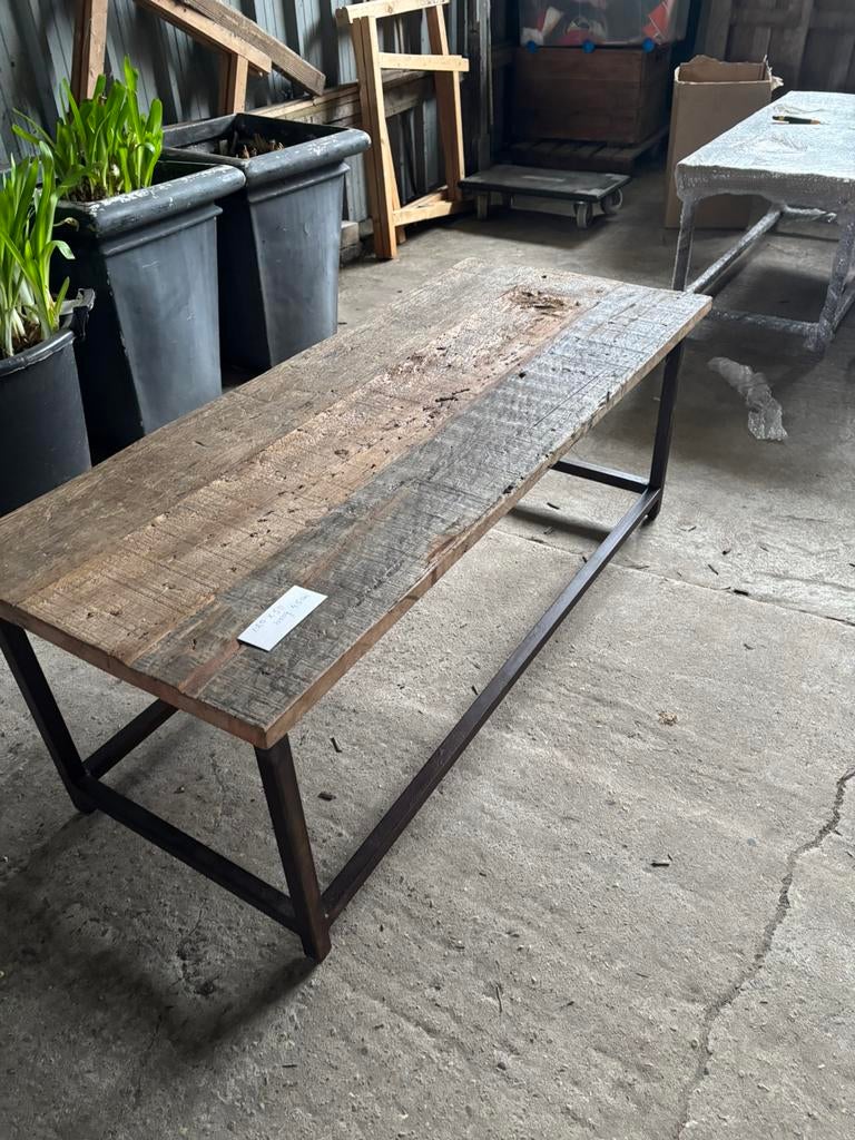 Salontafel; teakhouten blad  en ijzeren onderstel, Huis en Inrichting, Tafels | Salontafels, 50 tot 100 cm, Vierkant, Ophalen of Verzenden