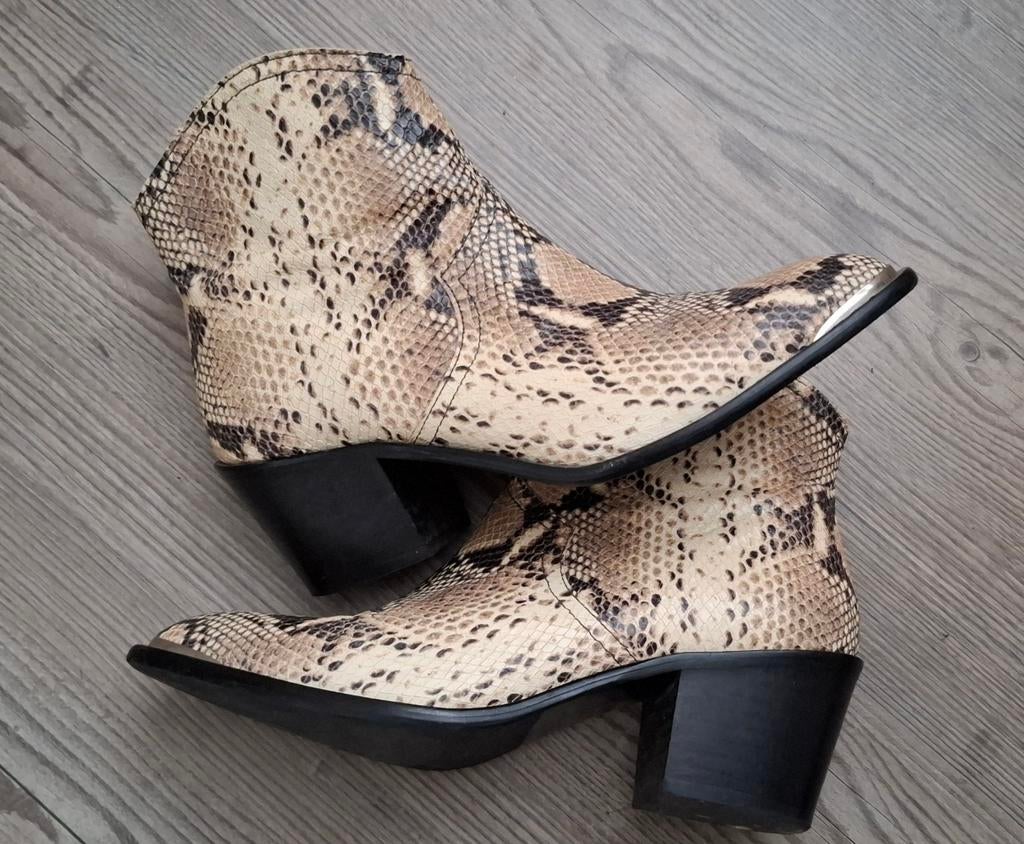 TORAL western laarsjes -snake print- Mt.37 ZGAN, Verzenden, Beige, Lage of Enkellaarzen, Zo goed als nieuw