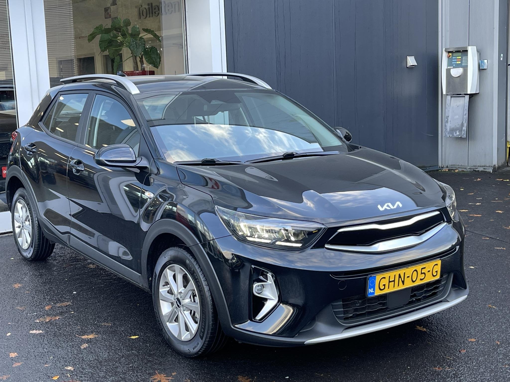 Kia Stonic 1.0 T-GDi MHEV DynamicLine Achteruitrijcamera | C, Auto's, Voorwielaandrijving, Zwart, Origineel Nederlands, Handgeschakeld