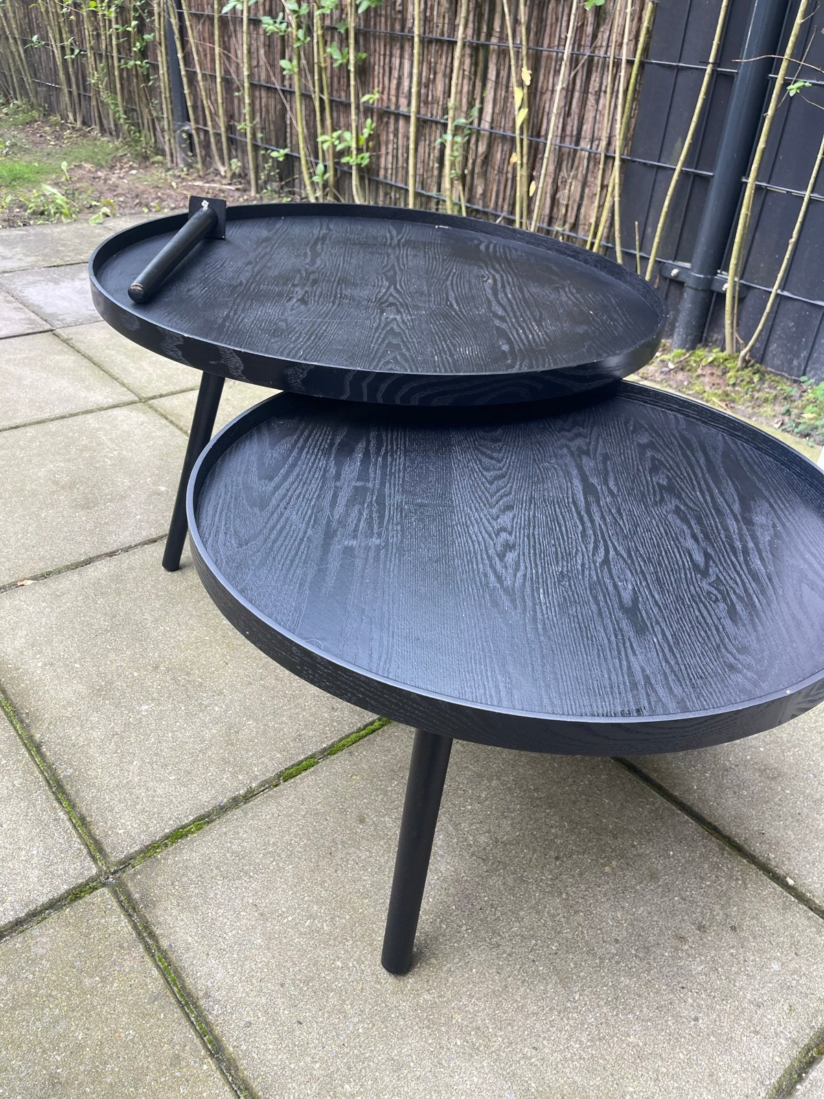 WOOOD Vintage zwart retro bijzettafels (set van 2), Ophalen of Verzenden, Gebruikt, Rond, Grenenhout