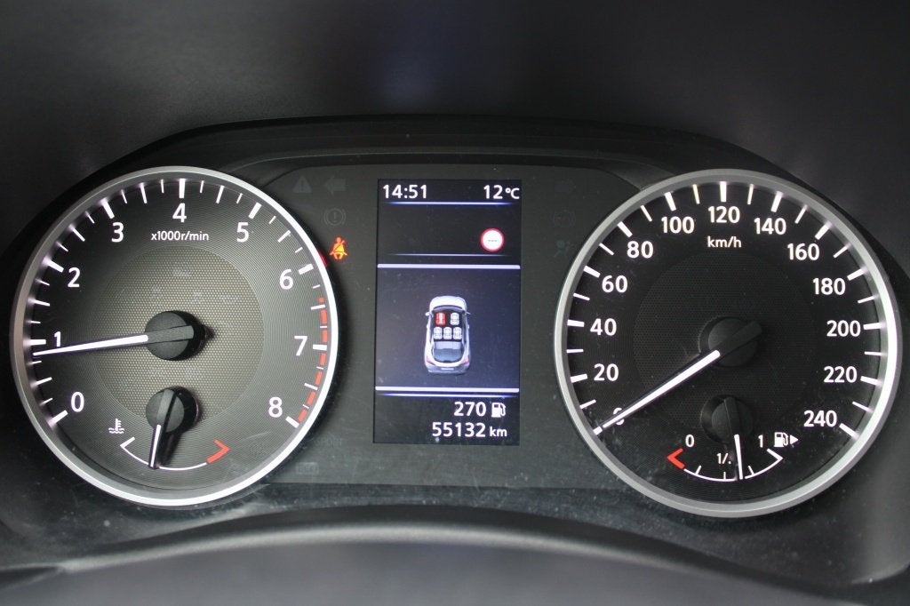 Foto 14 van Nissan Juke 1.0 DIG-T Acenta | Clima | Stoelverwarming | Cam
