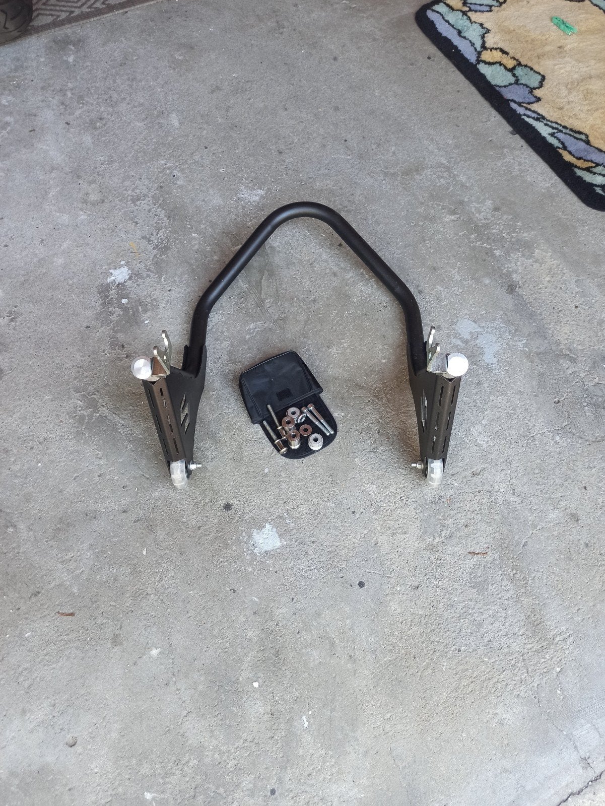 paddock voor Suzuki gs xr 750, Ophalen