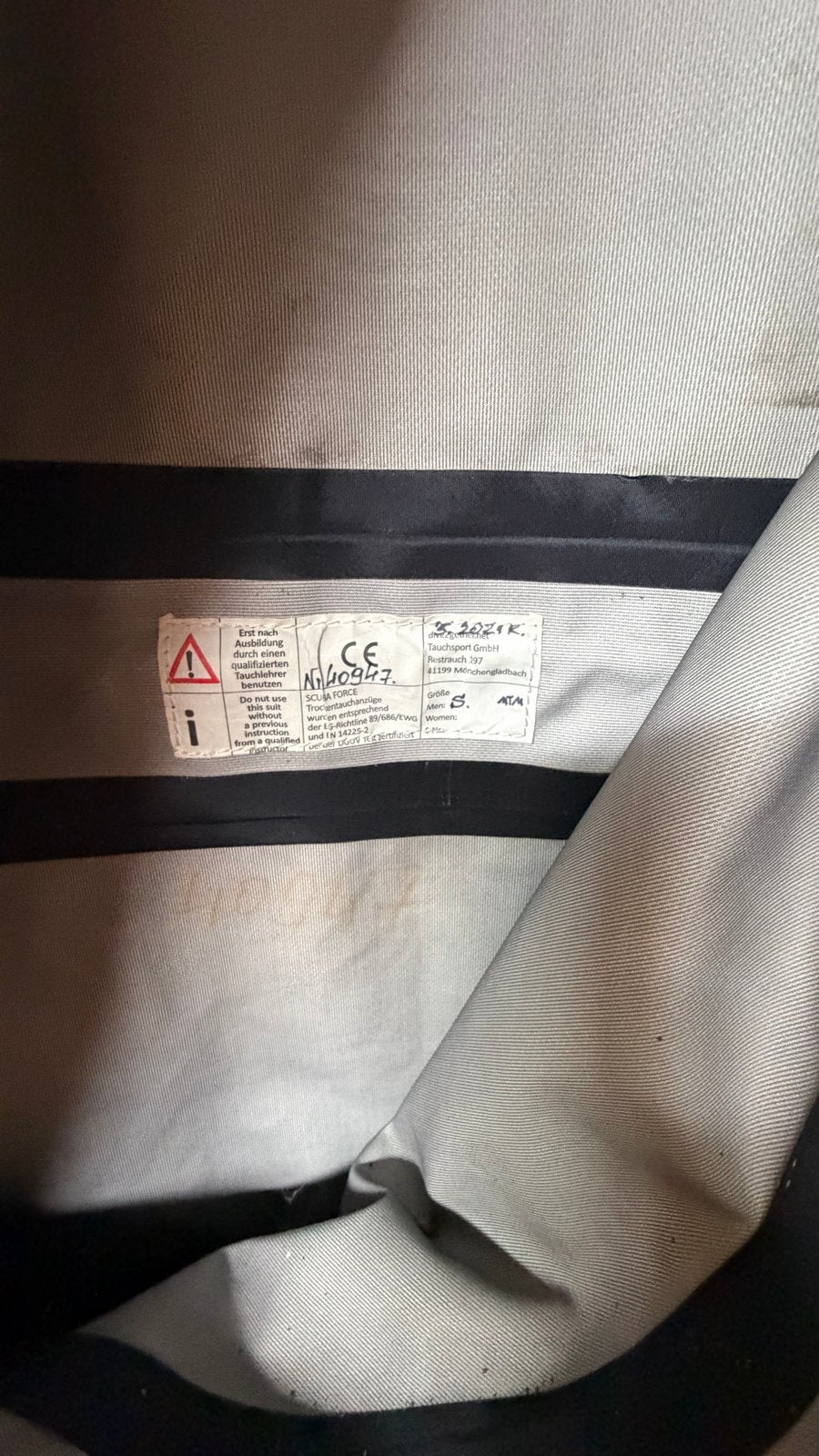 Droogpak duikpak-scubaforce explorer nst + bijbehorende tas, Ophalen of Verzenden, Gebruikt, Duikpak