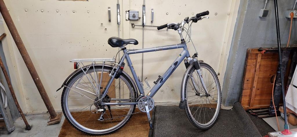 Saluma cross/trekking fiets 28" | heren | grijs/blauw, Gebruikt, 57 tot 61 cm, Meer dan 20 versnellingen, Ophalen