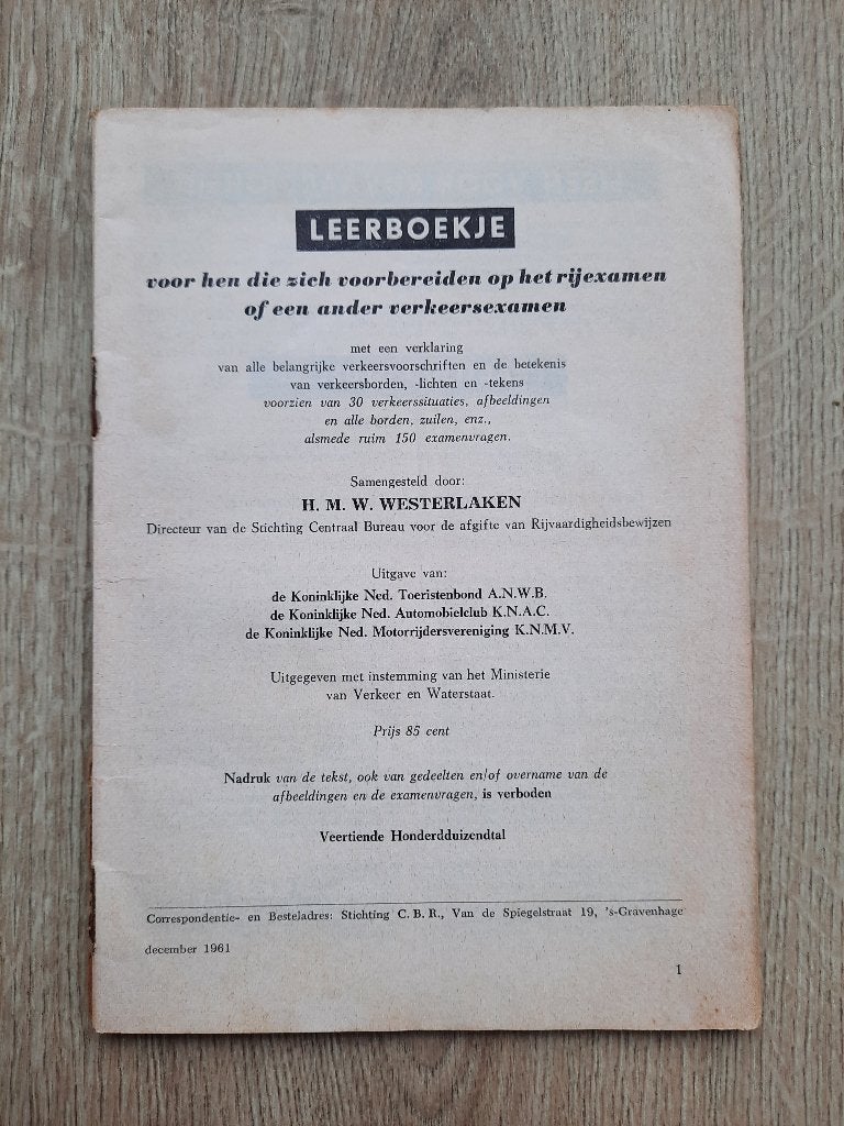 Oud leerboekje rijexamen verkeersexamen 1961, Ophalen of Verzenden, Beta, Gelezen, Niet van toepassing