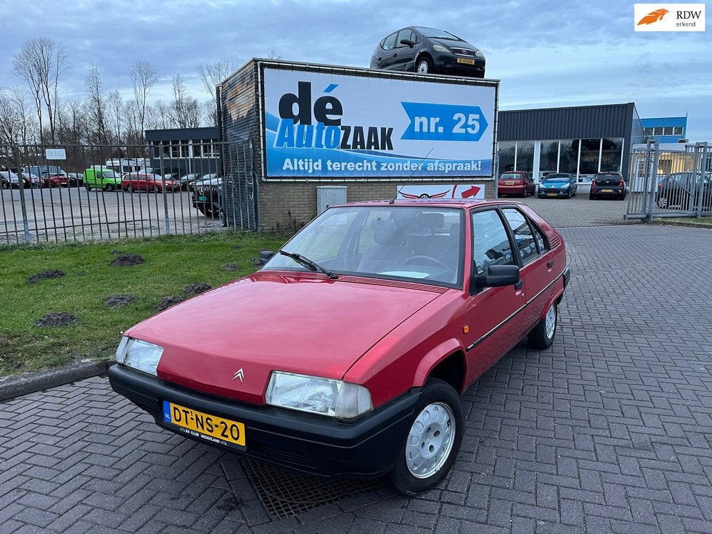 Citroen BX 1.6 TGI, Auto's, Citroën, Bedrijf, Te koop, BX, Benzine, Hatchback, Handgeschakeld, Origineel Nederlands, Rood, Voorwielaandrijving