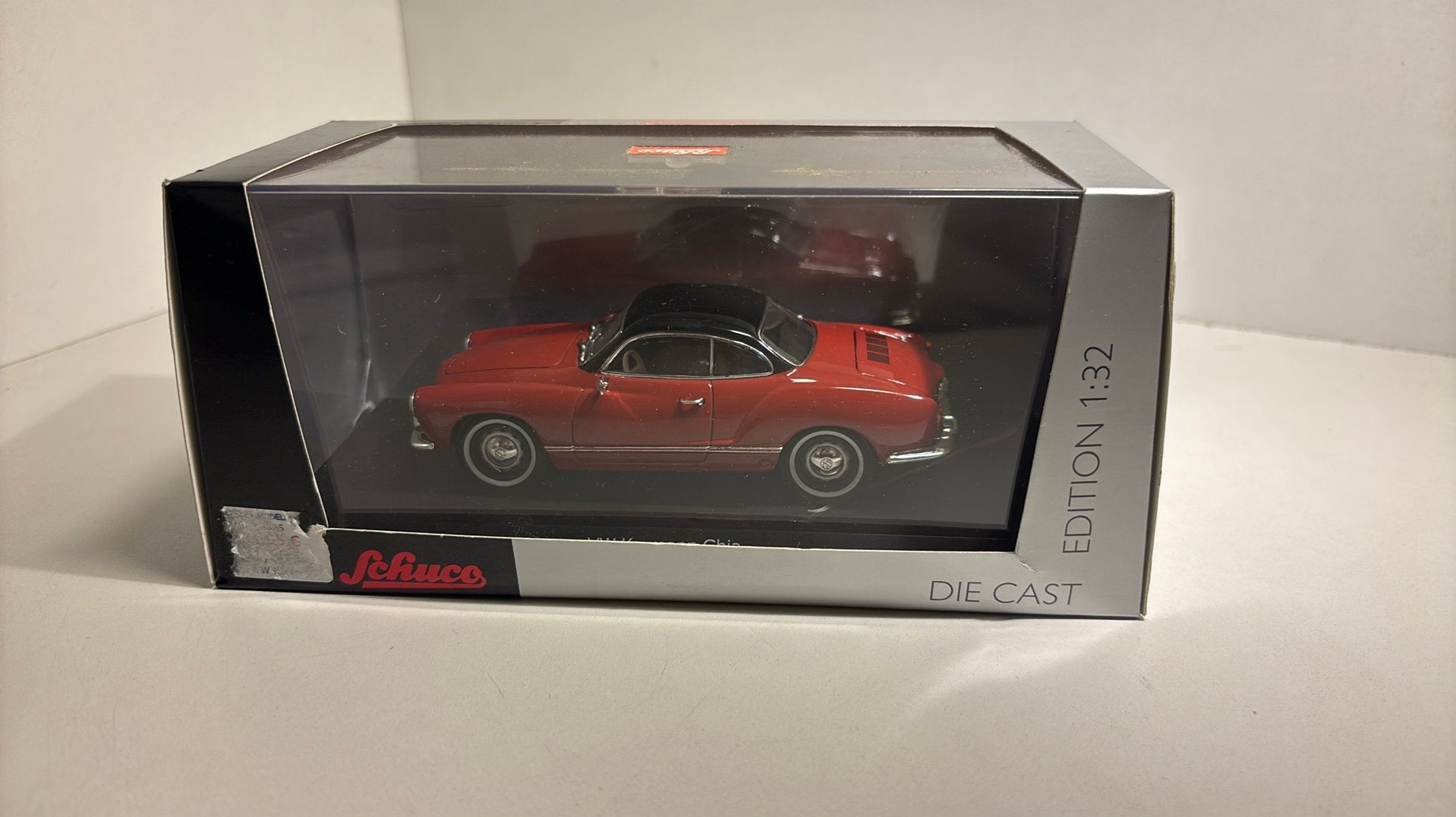 Volkswagen karmann ghia red schuco 1.32, Ophalen of Verzenden, A, A, A