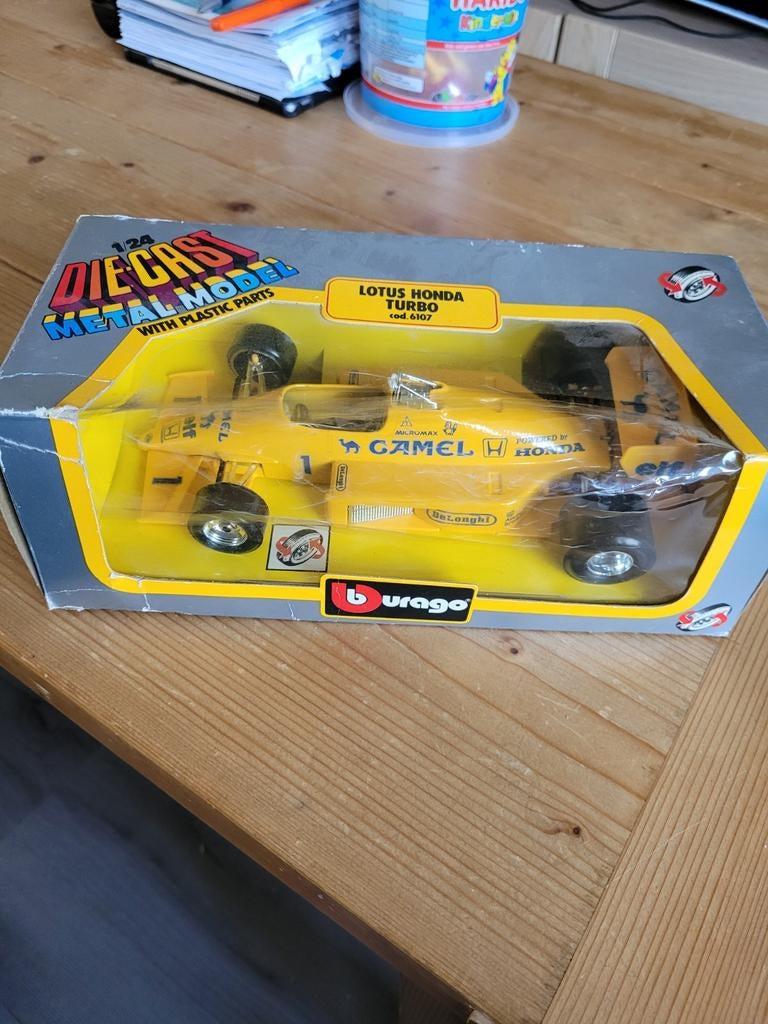 Lotus honda, Hobby en Vrije tijd, Modelauto's | 1:24, Auto, Burago, Burago, Nieuw