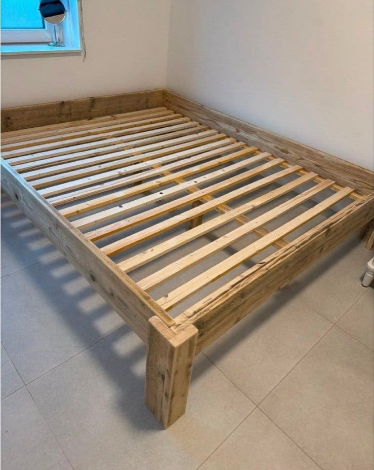 Stevig houten bedframe met lattenbodem en matras, 90 cm, Ophalen of Verzenden, Zo goed als nieuw, 200 cm