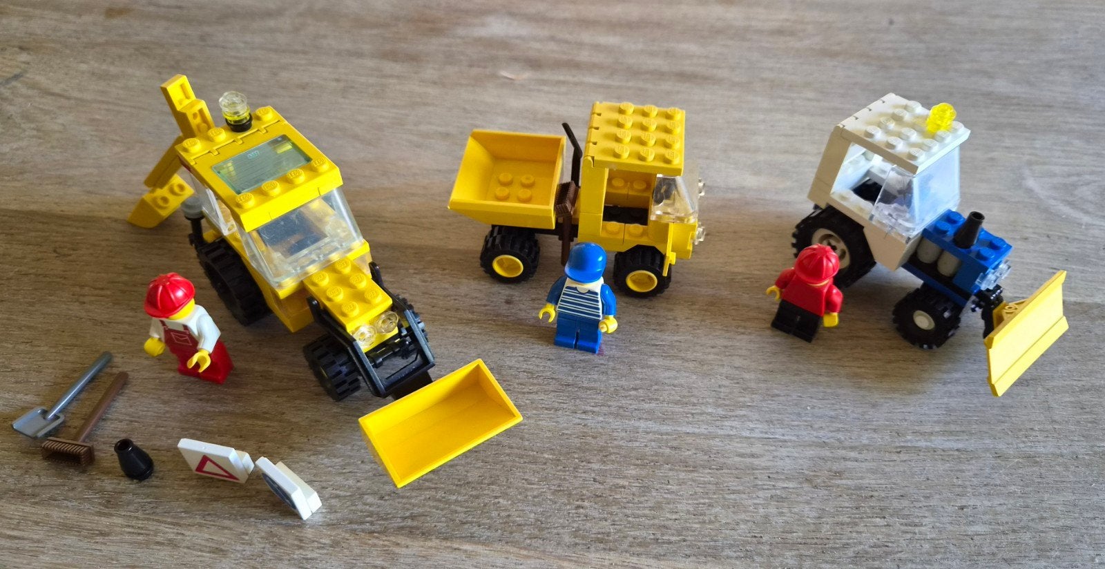 Lego System Legoland Bouwvoertuigen met Minifiguren, Gebruikt, Lego, Ophalen of Verzenden, Inclusief instructies