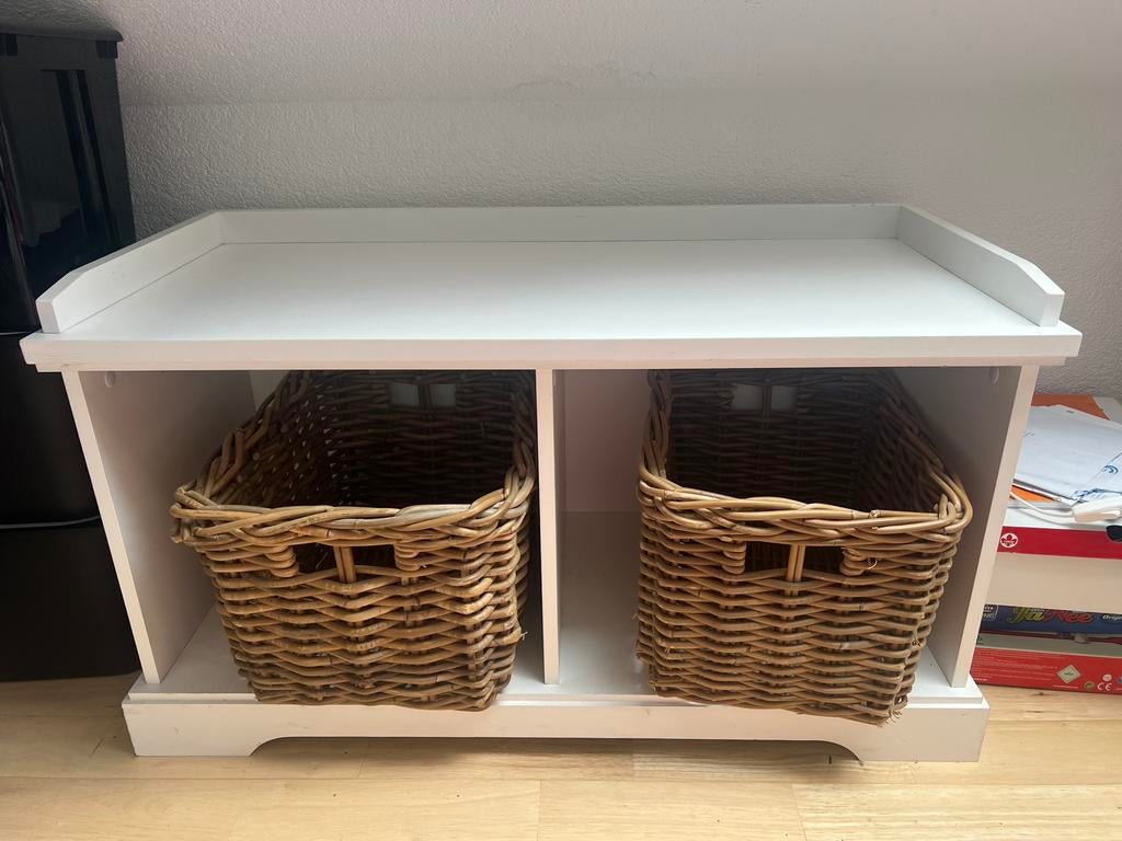 Wit tv kastje met mandjes, Ophalen, 50 tot 100 cm, Zo goed als nieuw, Minder dan 100 cm