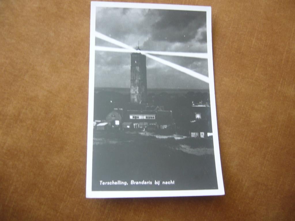 TERSCHELLING  =  BRANDARIS BIJ NACHT, Verzamelen, Ophalen of Verzenden, 1940 tot 1960, Gelopen, Waddeneilanden