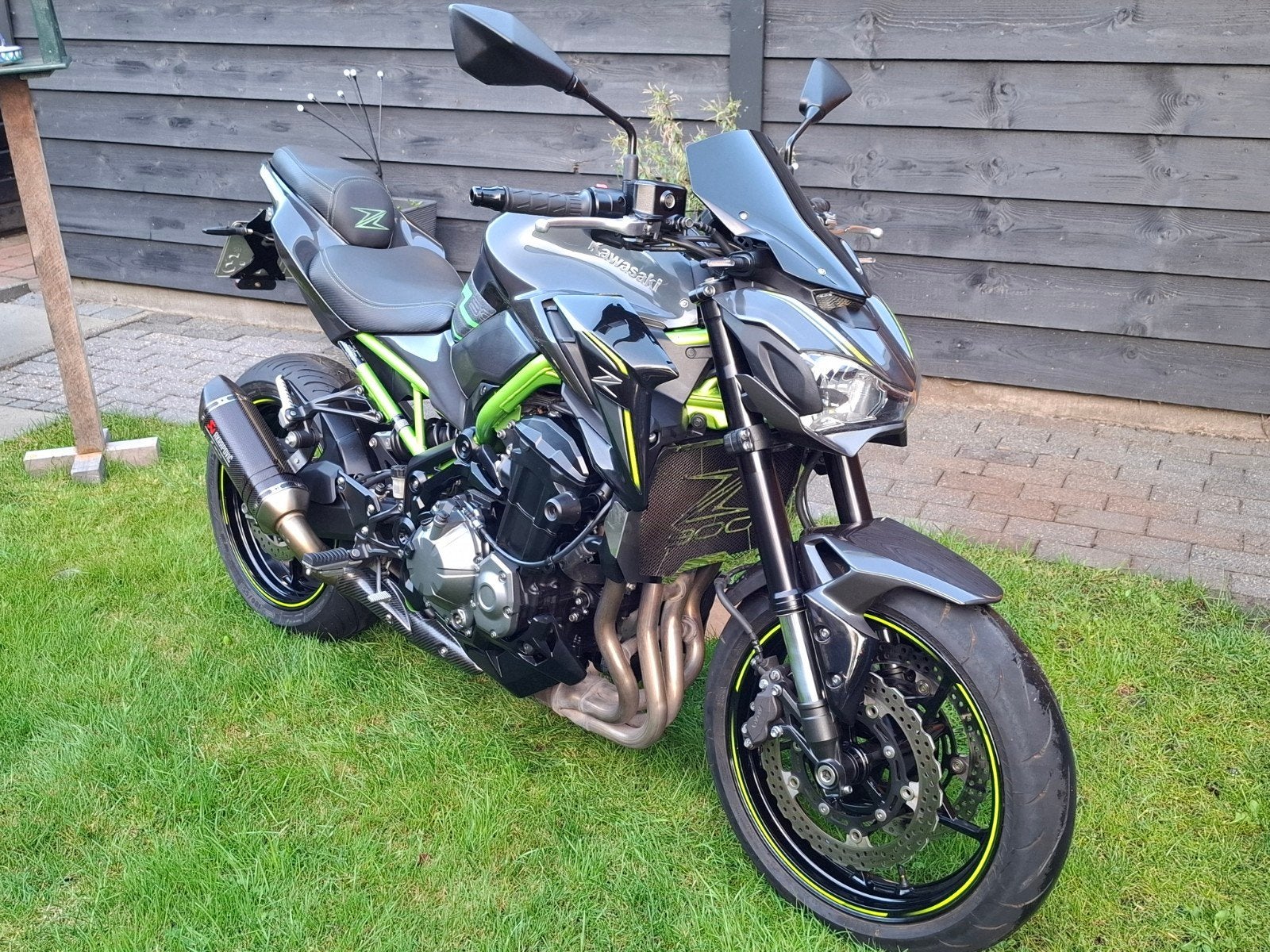 Kawasaki Z900 Performance, Ophalen