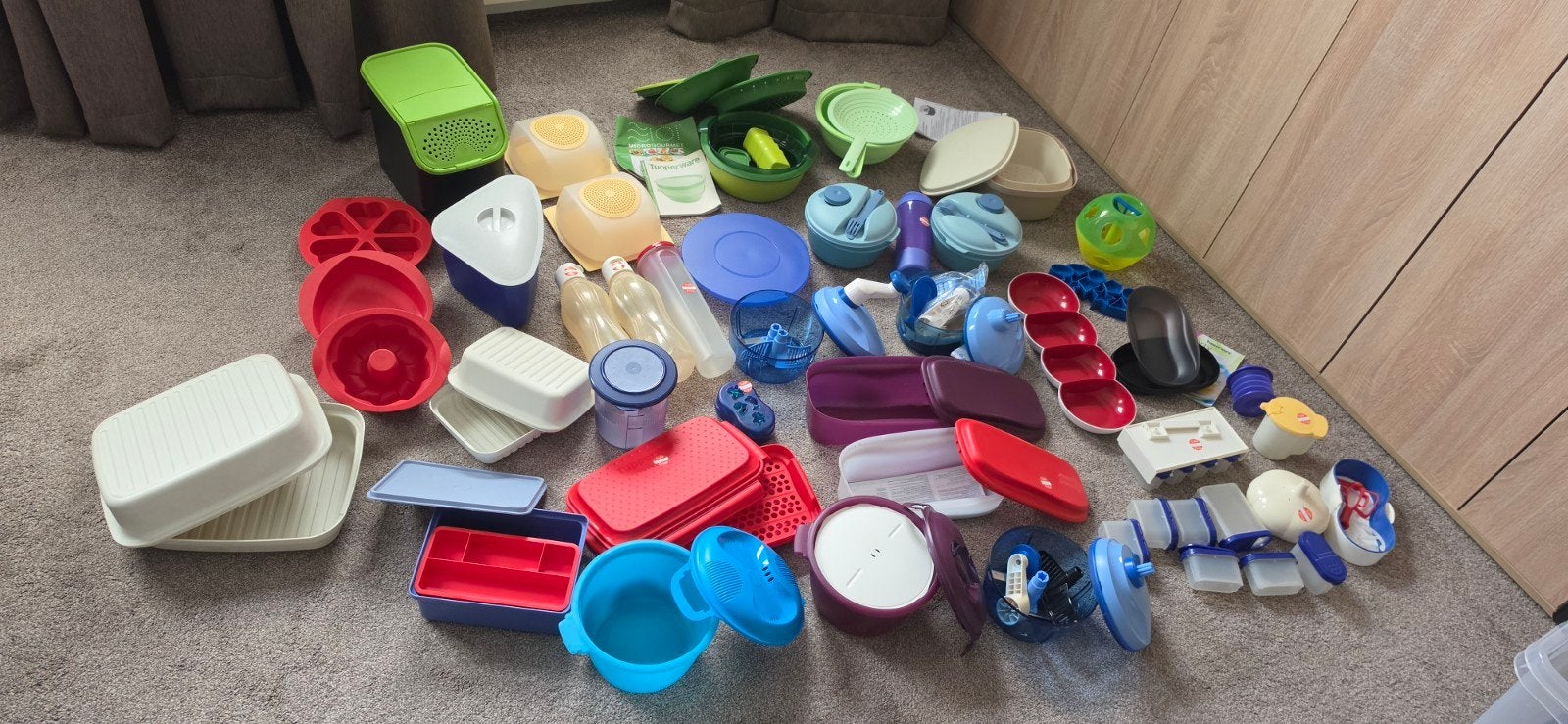 Grote partij Tupperware - deels nieuw, Ophalen, Zo goed als nieuw, Kunststof, Meerkleurig