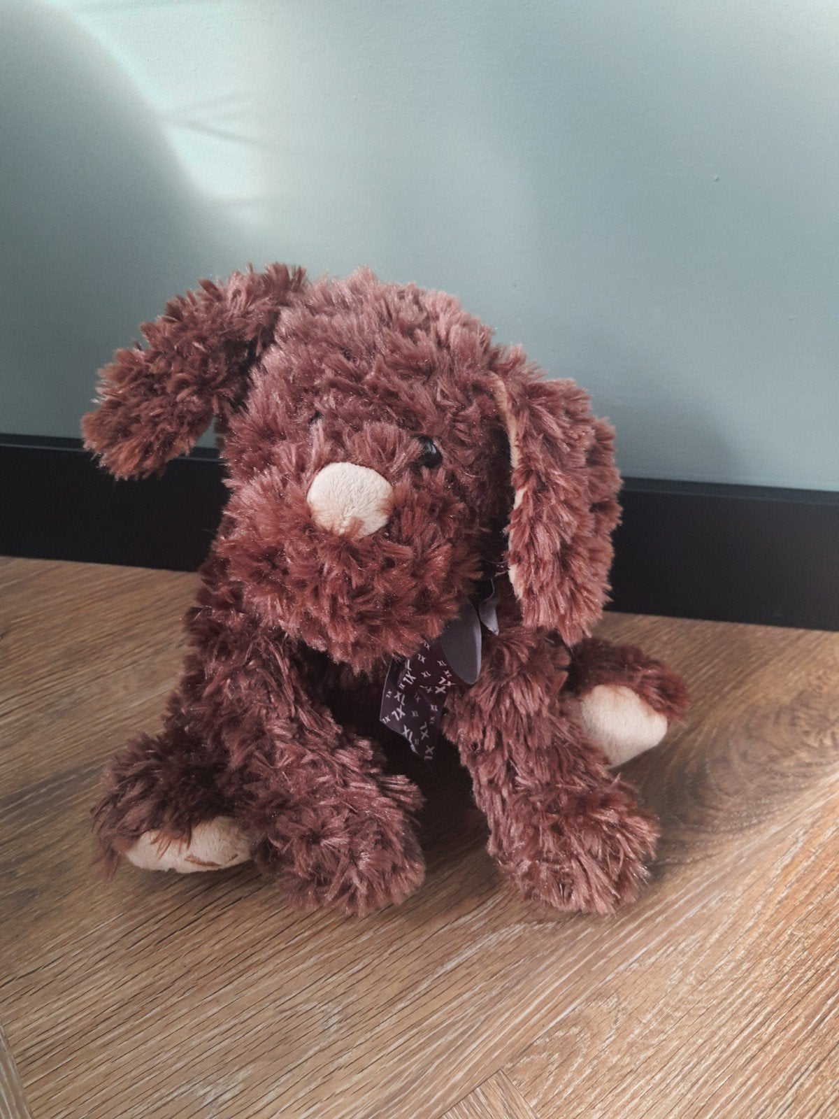 in nieuwstaat knuffel hondje, Kinderen en Baby's, Speelgoed | Knuffels en Pluche, Ophalen, Zo goed als nieuw, Bruin, Hond