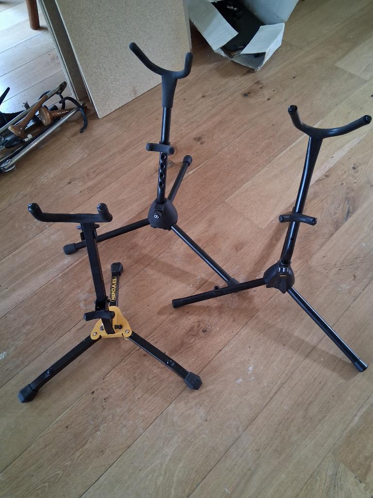Saxofoonstandaards, Muziek en Instrumenten, Standaards, Ophalen of Verzenden, Zo goed als nieuw, Instrumentstandaard, Saxofoon